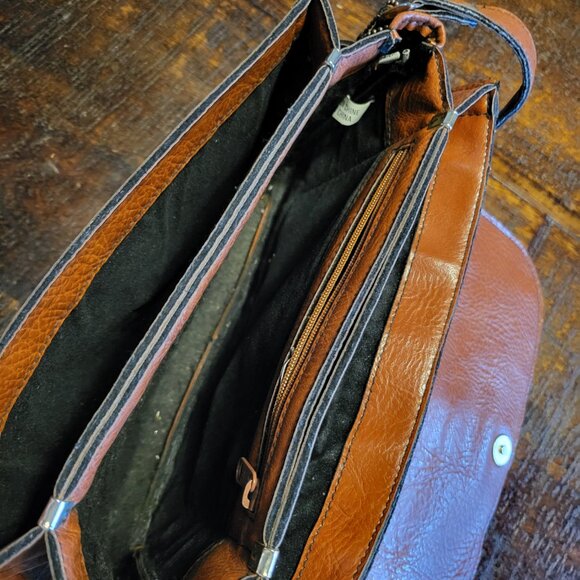 Vintage 70s brown Cross Body Purse - Picture 3 of 6